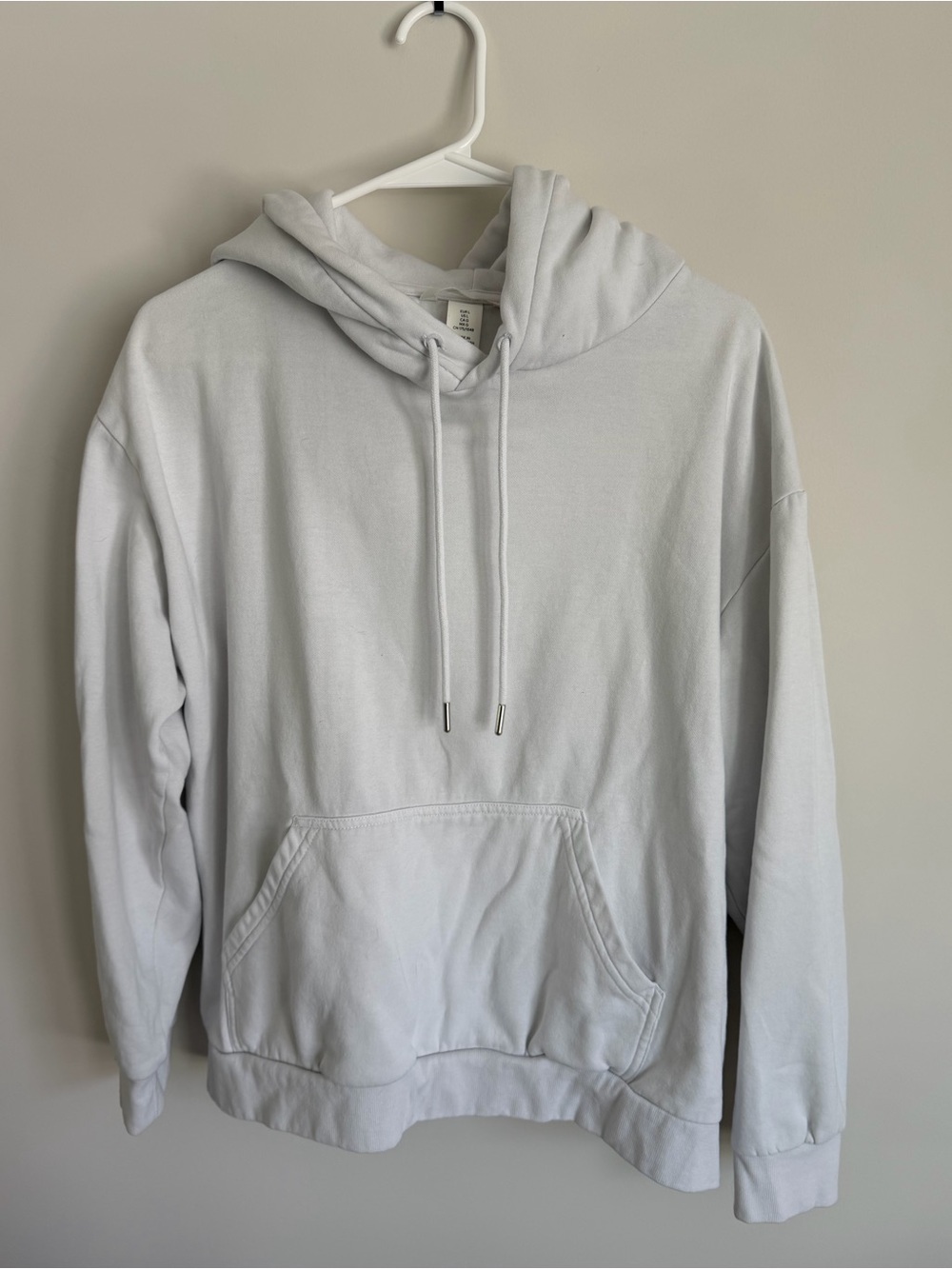 H&M Women’s White Pullover Hoodie